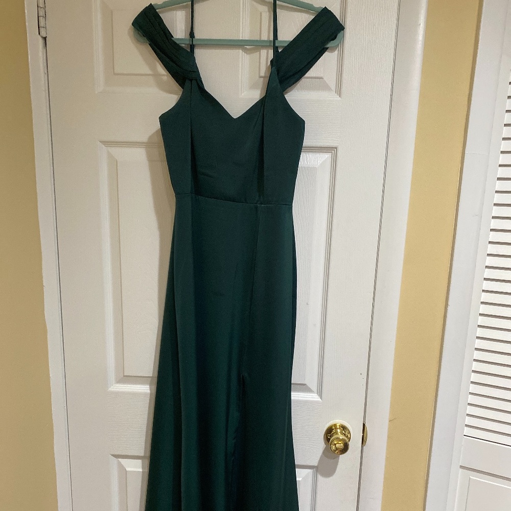 Lulu’s satin mermaid dress